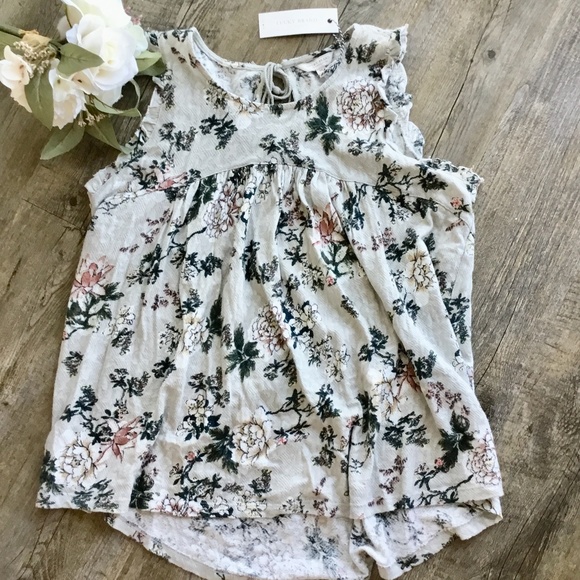 Lucky Brand Tops - NWT Cotton Sleeveless Floral Lucky Brand Shirt